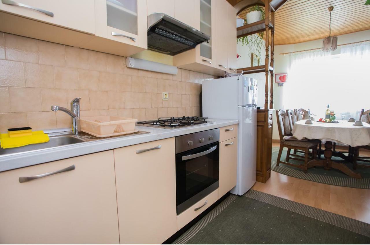 Apartmani Branko Lemac Brodarica  Exterior photo