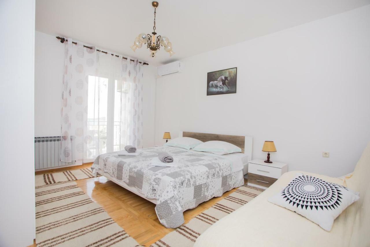 Apartmani Branko Lemac Brodarica  Exterior photo